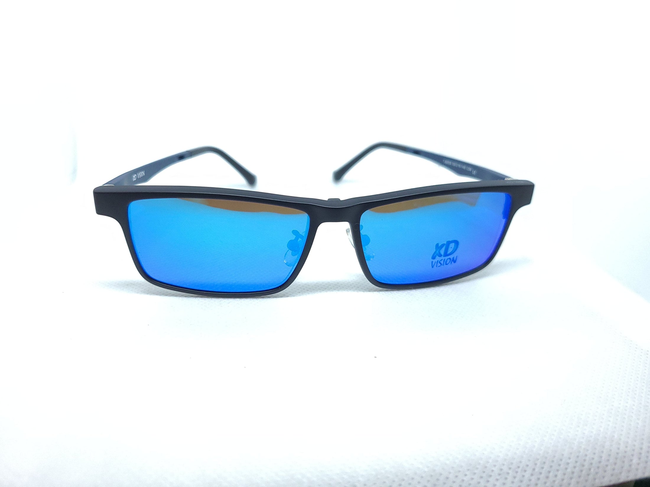 XD 8205 FRAMES EC ORIGINALS eyewear