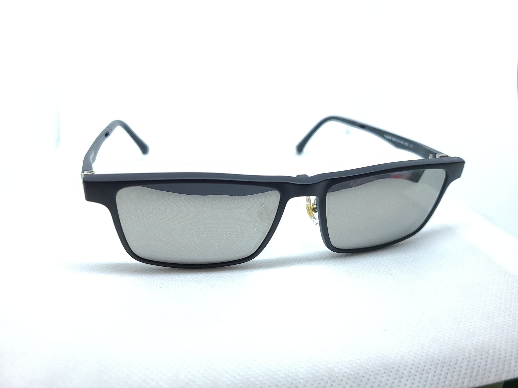 XD 8209 FRAMES EC ORIGINALS eyewear