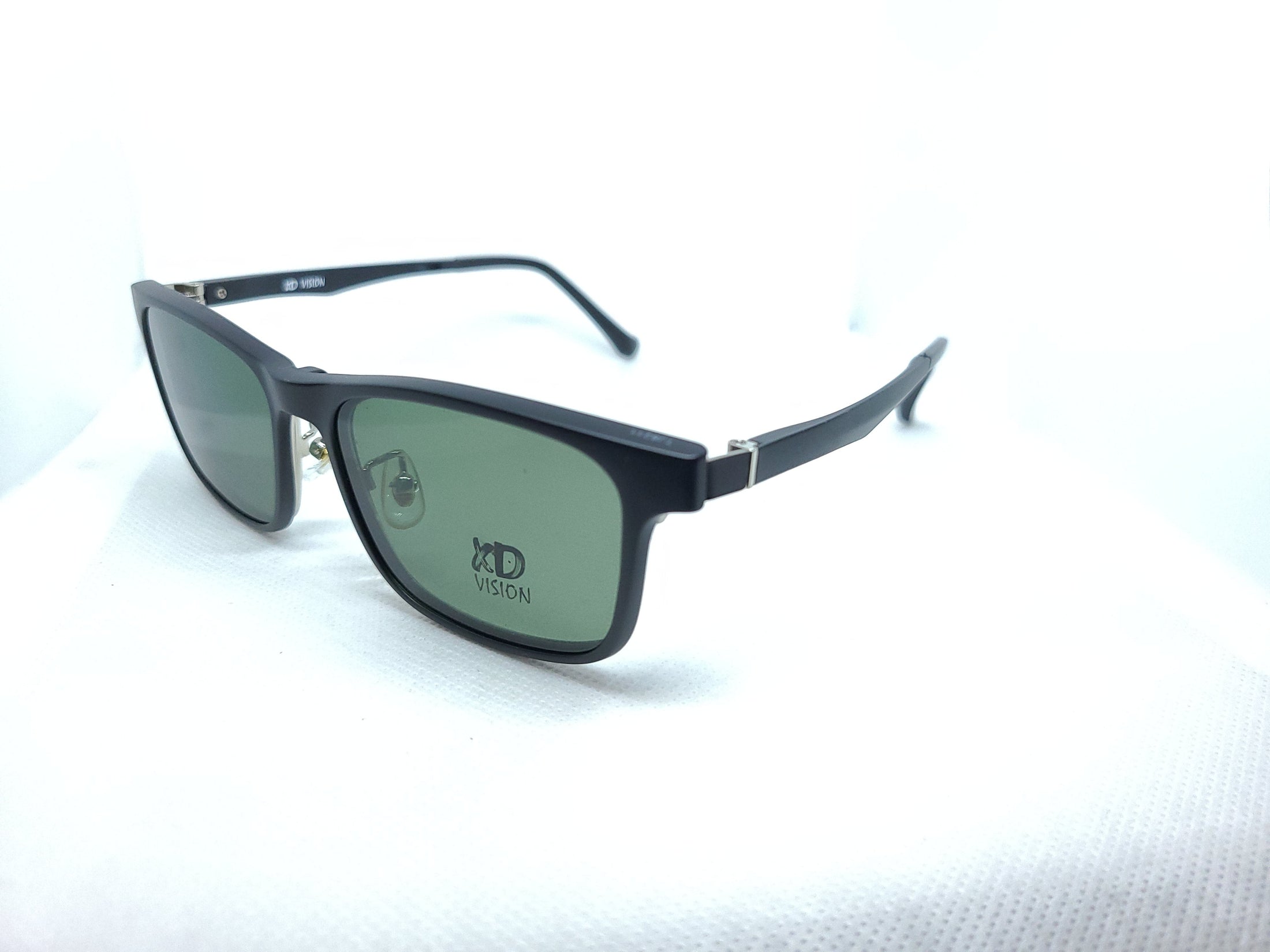 XD 8211 FRAMES EC ORIGINALS eyewear