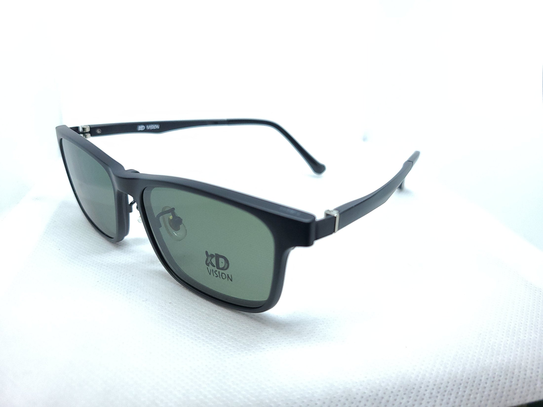 XD 8211 FRAMES EC ORIGINALS eyewear